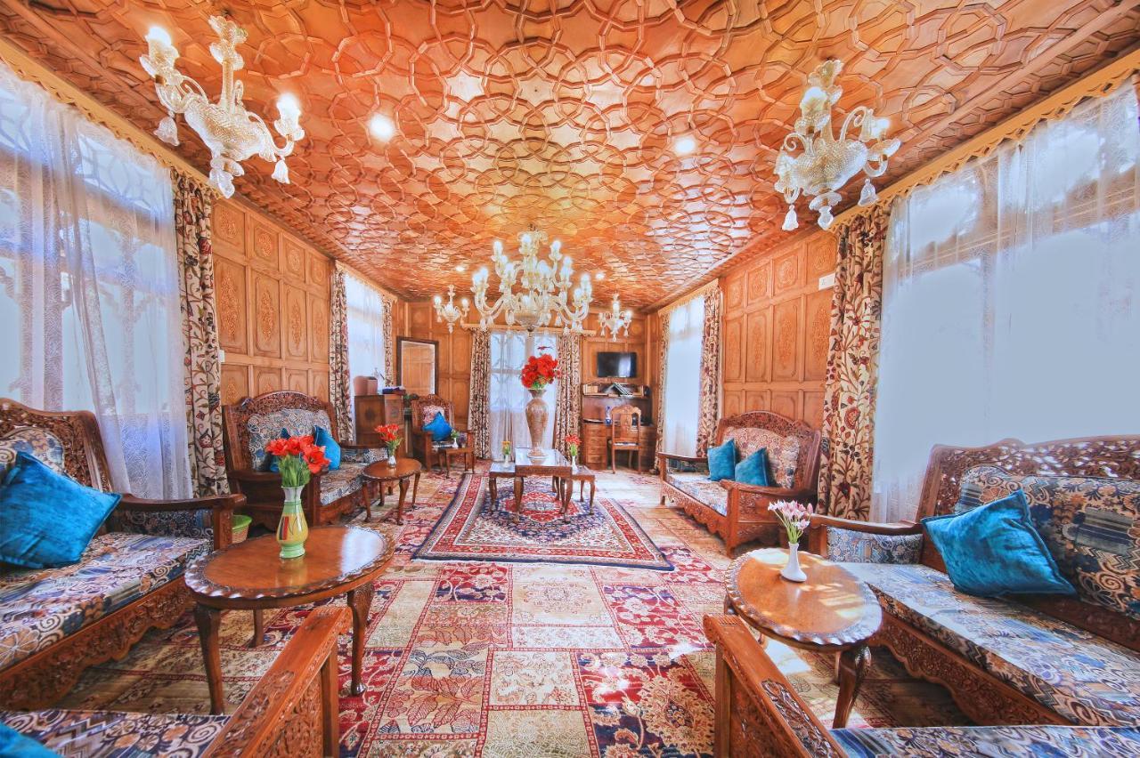 Kolu Group Of Houseboats Hotel Srīnagar Екстериор снимка