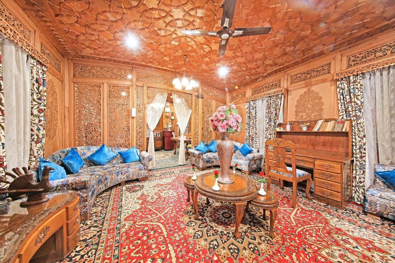 Kolu Group Of Houseboats Hotel Srīnagar Екстериор снимка
